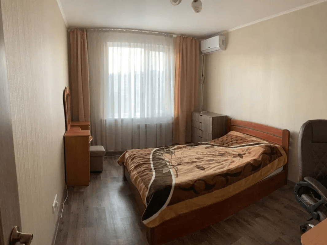 Sale 3 bedroom-(s) apartment 65 sq. m., Liudviga Svobody Avenue 39