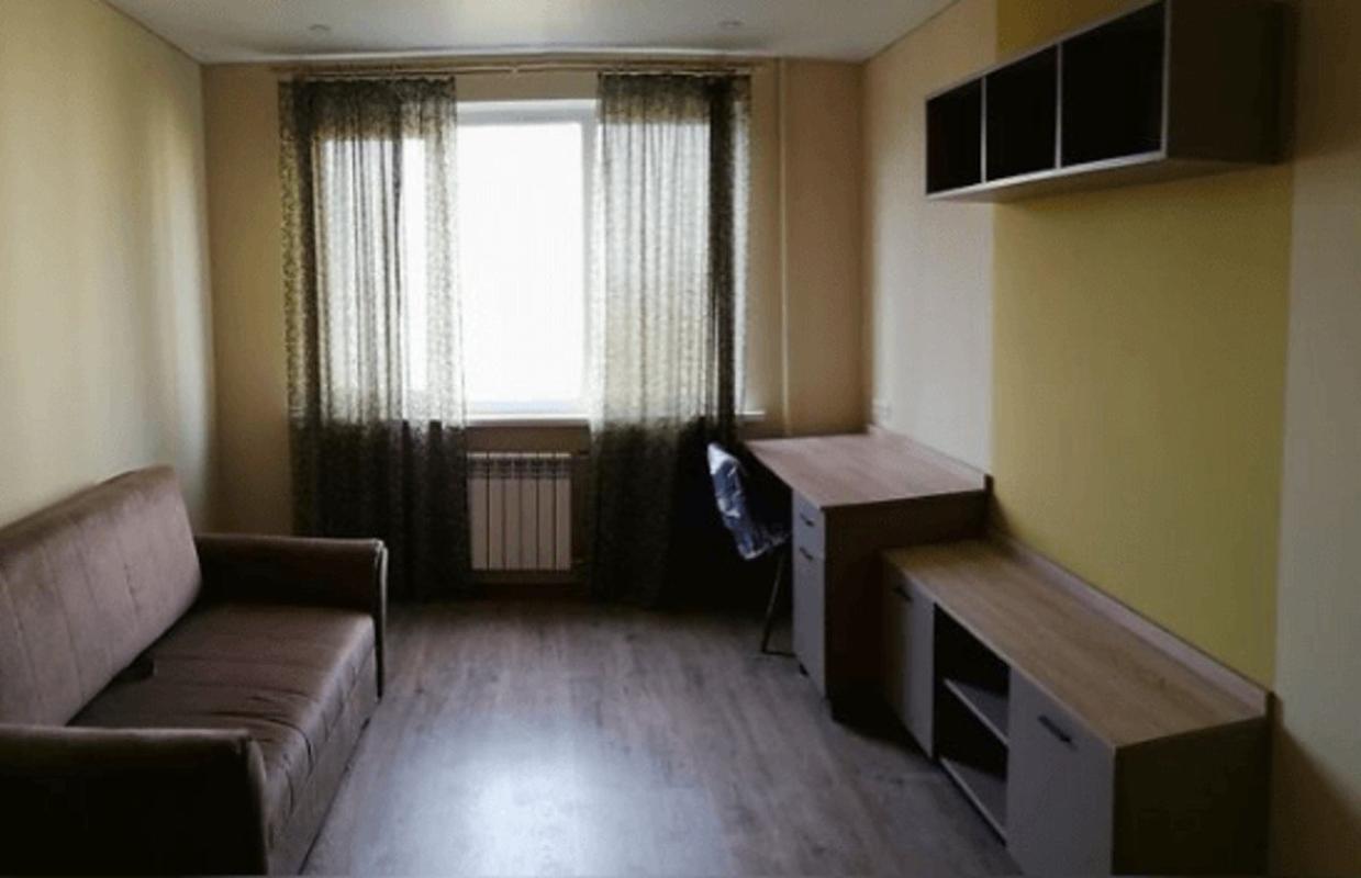 Long term rent 3 bedroom-(s) apartment Peremohy Avenue 65а