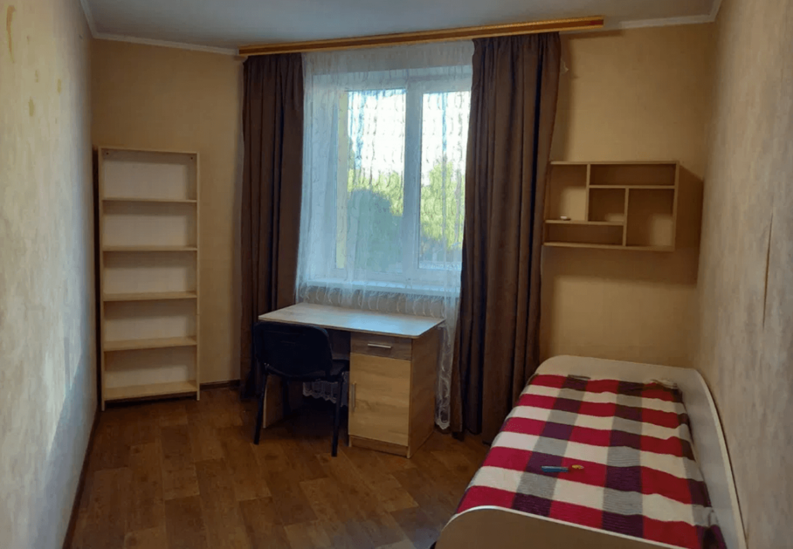 Long term rent 2 bedroom-(s) apartment Velozavodska Street
