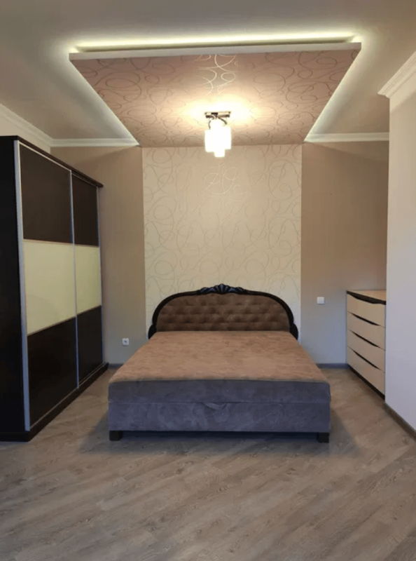 Long term rent 2 bedroom-(s) apartment Olimpiyska Street 19