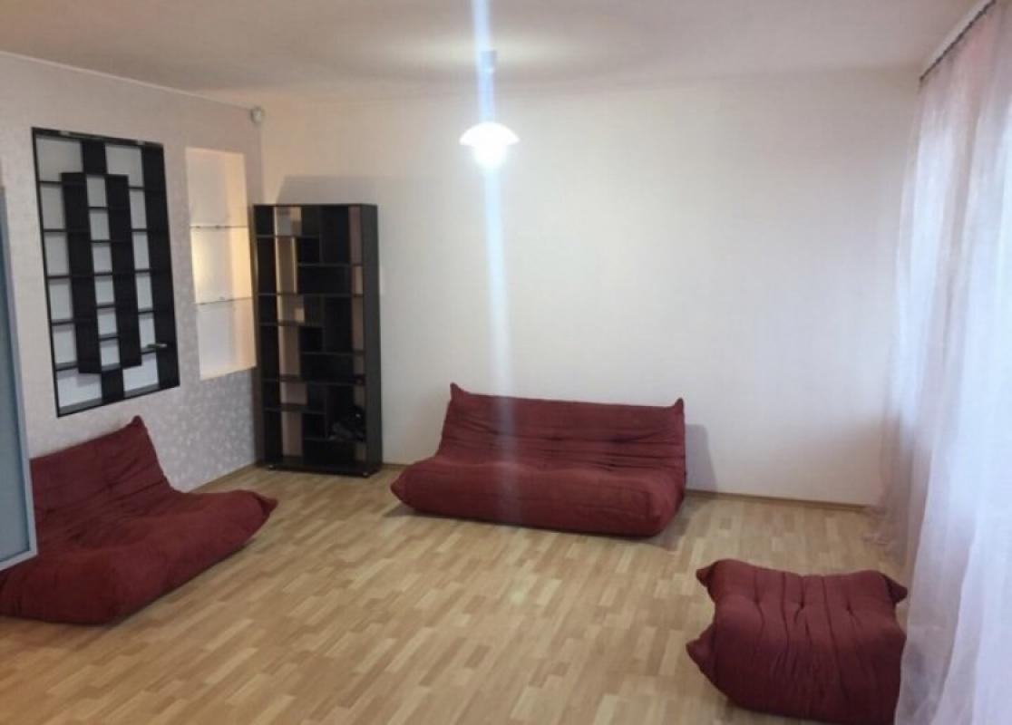 Sale 3 bedroom-(s) apartment 65 sq. m., Traktorobudivnykiv Avenue 89