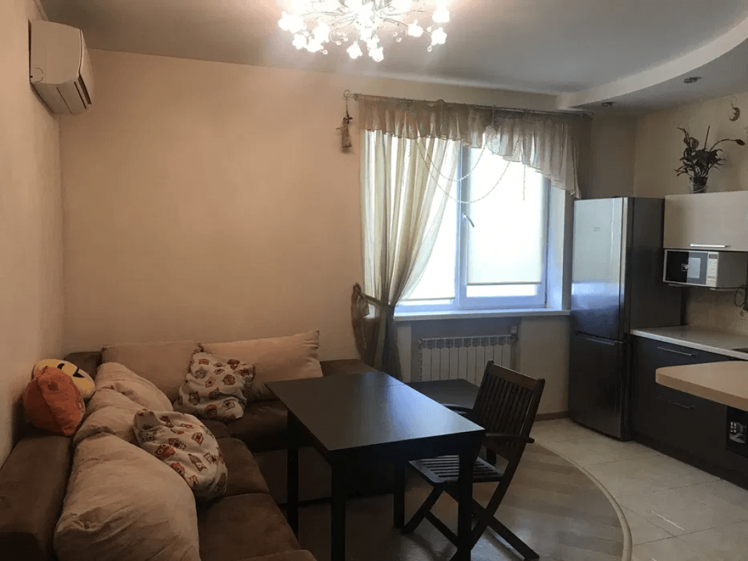 Long term rent 1 bedroom-(s) apartment Vyshhorodska Street 45/7