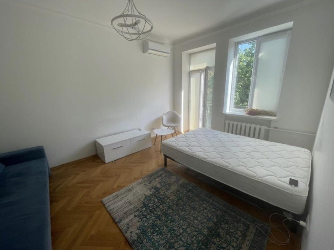 Long term rent 1 bedroom-(s) apartment Pecherskyi Descent 19