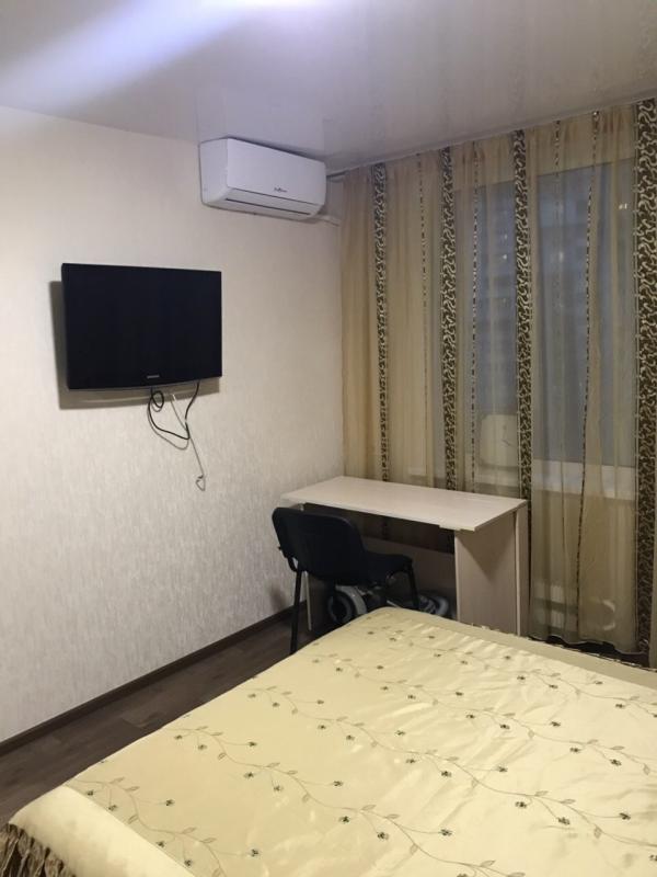 Sale 1 bedroom-(s) apartment 27 sq. m., Novhorodska Street 10