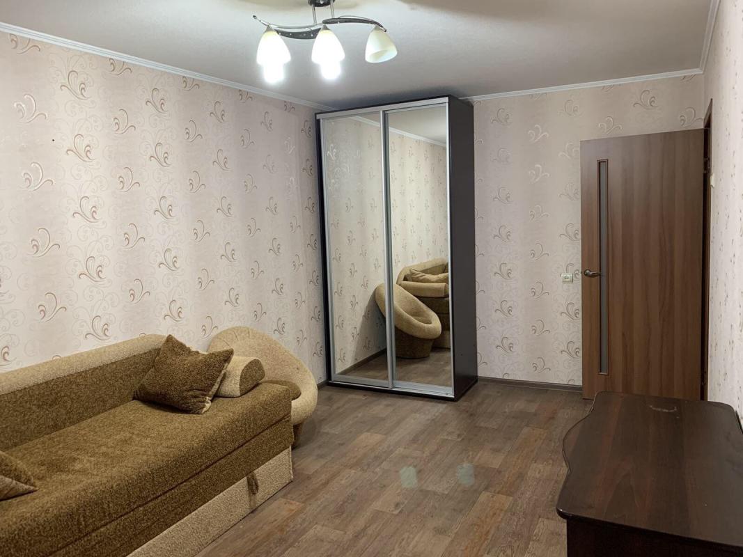 Продаж 2 кімнатної квартири 48 кв. м, Салтівське шосе 242а