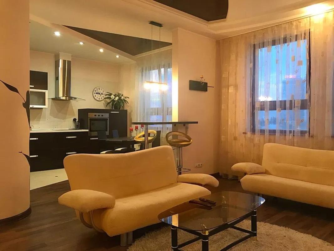 Long term rent 2 bedroom-(s) apartment Shota Rustaveli Street 44