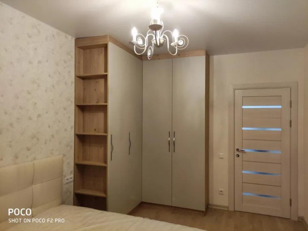 Довгострокова оренда 1 кімнатної квартири Дніпровська набережна 16г
