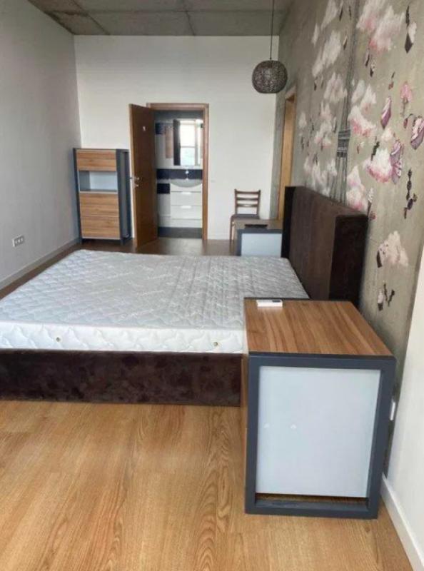 Long term rent 1 bedroom-(s) apartment Parkovo-Syretska street (Tymofiia Shamryla Street) 4В