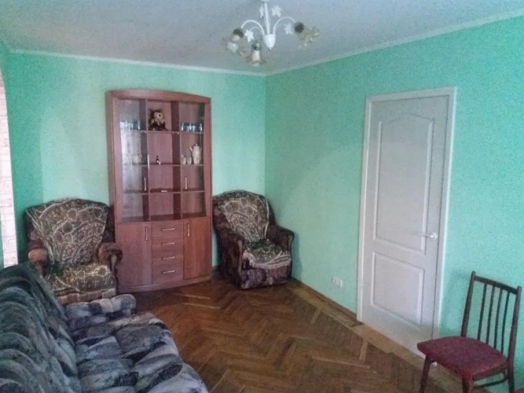 Продажа 1 комнатной квартиры 30 кв. м, Полтавский Шлях ул. 130/132