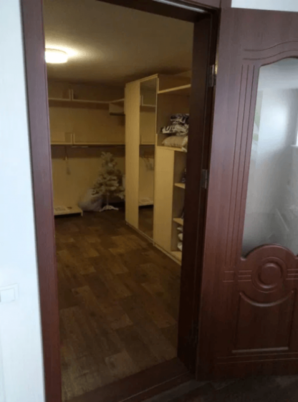 Довгострокова оренда 3 кімнатної квартири Римарська вул. 25