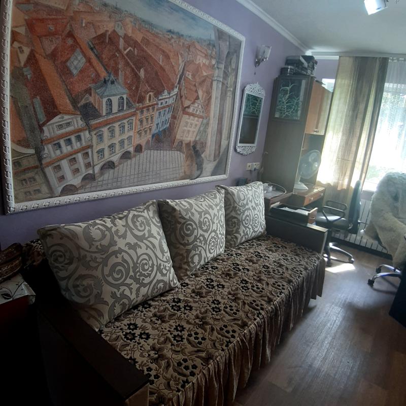 Long term rent 3 bedroom-(s) apartment 23 Serpnya Street 41а