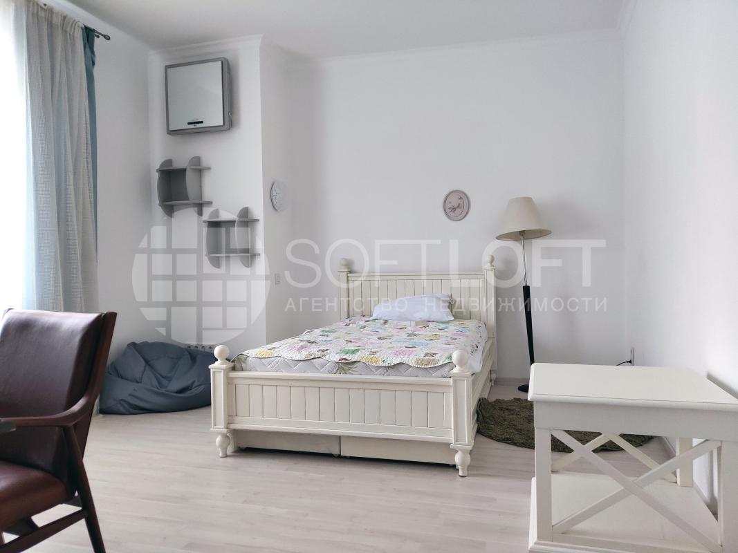 Long term rent 3 bedroom-(s) apartment Sumska Street 73