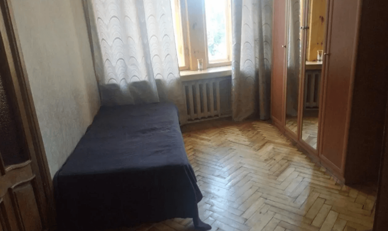 Продажа 5 комнатной квартиры 117 кв. м, Куликовская ул. (Мельникова) 8