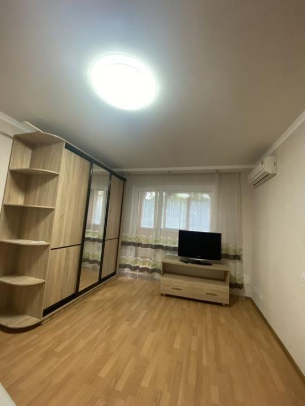 Long term rent 1 bedroom-(s) apartment Permska Street 6