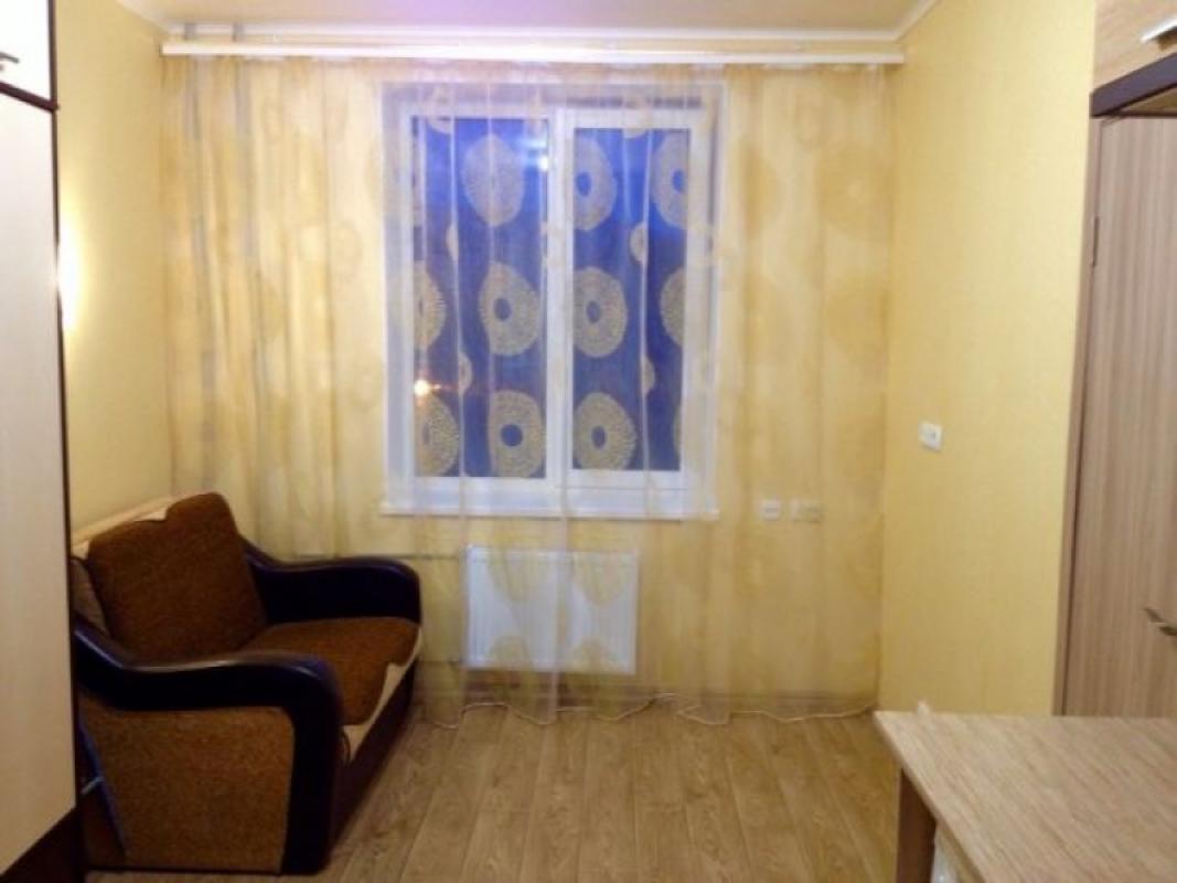 Sale 1 bedroom-(s) apartment 33 sq. m., Hvardiytsiv-Shyronintsiv Street 108