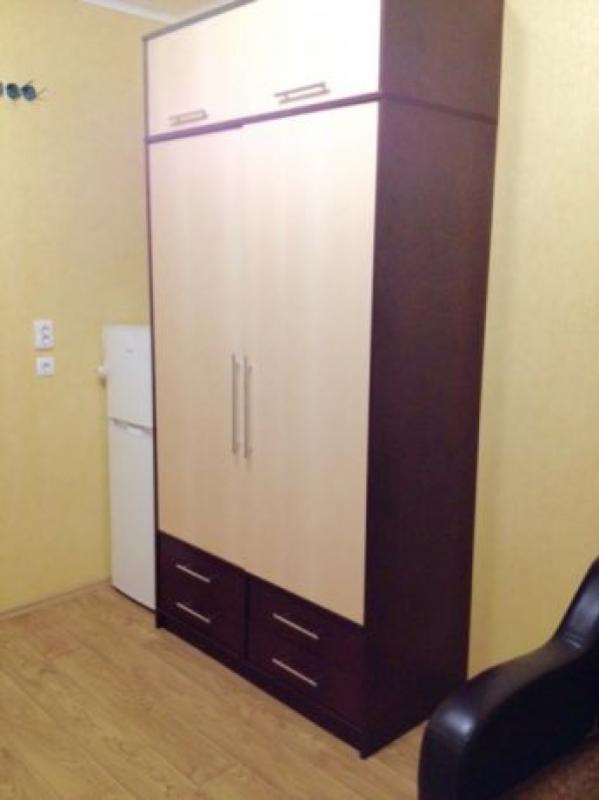 Продаж 1 кімнатної квартири 33 кв. м, Гвардійців-Широнінців вул. 108