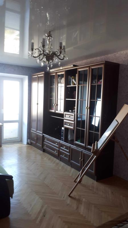 Продаж 1 кімнатної квартири 33 кв. м, Космонавтів вул. 8