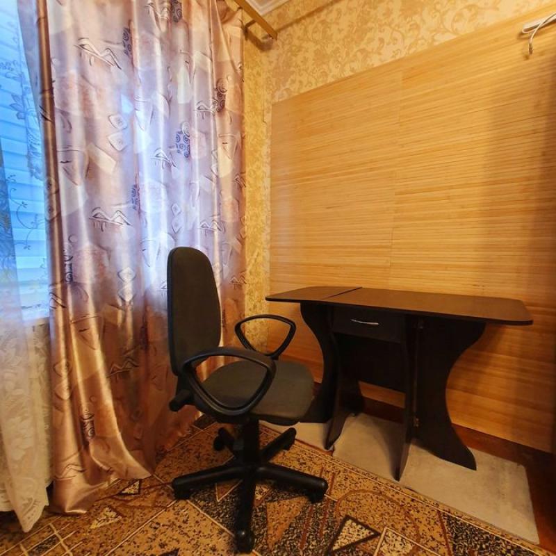 Sale 2 bedroom-(s) apartment 39 sq. m., Otakara Yarosha Street 17б