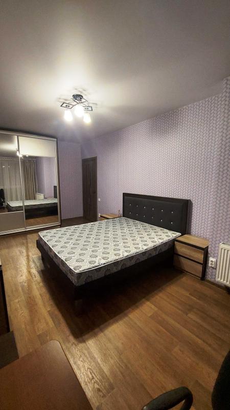 Long term rent 1 bedroom-(s) apartment Yelyzavetynska Street 1