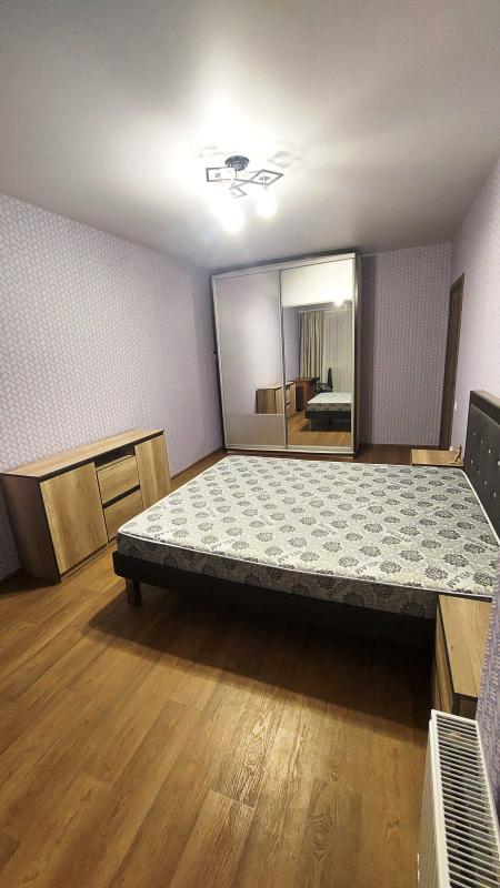 Long term rent 1 bedroom-(s) apartment Yelyzavetynska Street 1