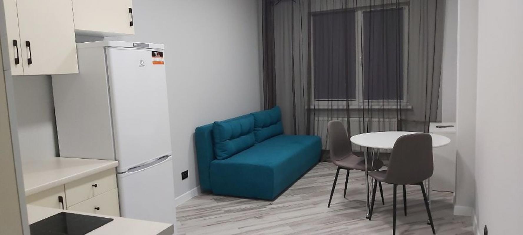 Long term rent 1 bedroom-(s) apartment Yaroslavska Street 25а