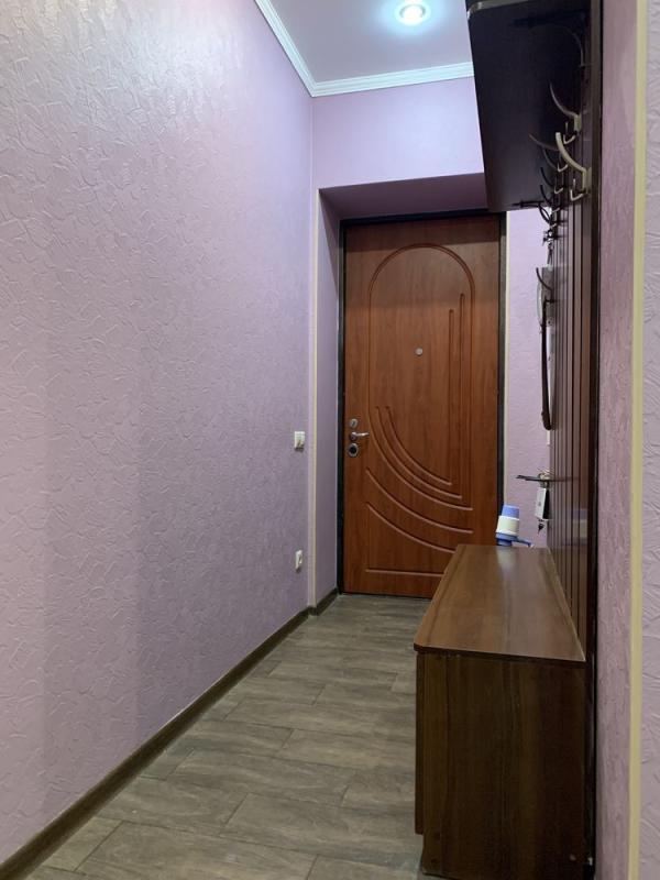 Долгосрочная аренда 3 комнатной квартиры Михаила Грушевского ул. 34а