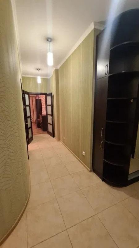 Sale 3 bedroom-(s) apartment 82 sq. m., Hvardiytsiv-Shyronintsiv Street 33