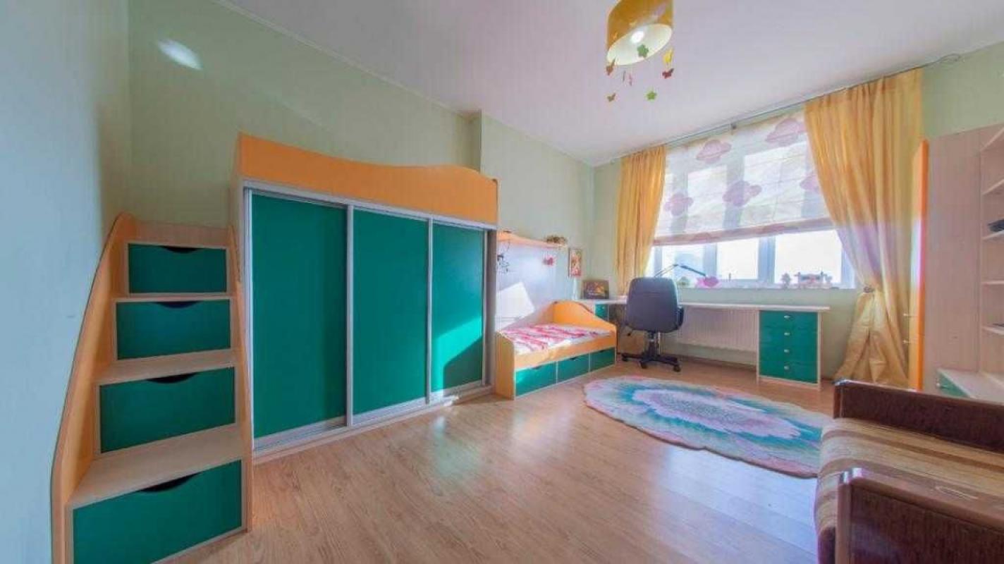 Long term rent 2 bedroom-(s) apartment Yevhena Konovaltsia Street (Schorsa Street) 32в