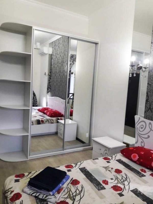 Long term rent 1 bedroom-(s) apartment Kosmichna Street 24