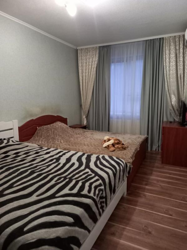 Long term rent 1 bedroom-(s) apartment Peremohy Avenue 66л