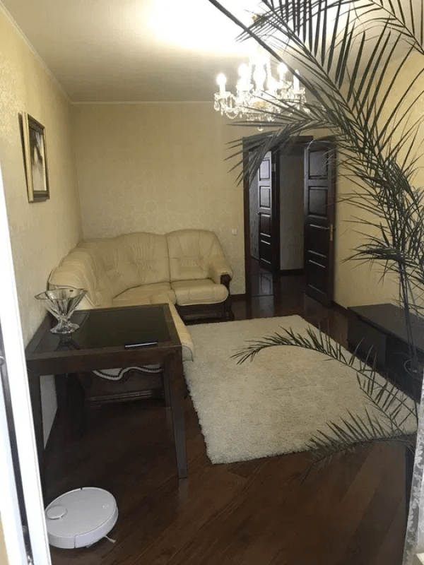 Sale 3 bedroom-(s) apartment 65 sq. m., Valentynivska street 45