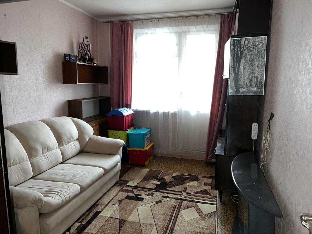 Sale 3 bedroom-(s) apartment 66 sq. m., Peremohy Avenue 72г