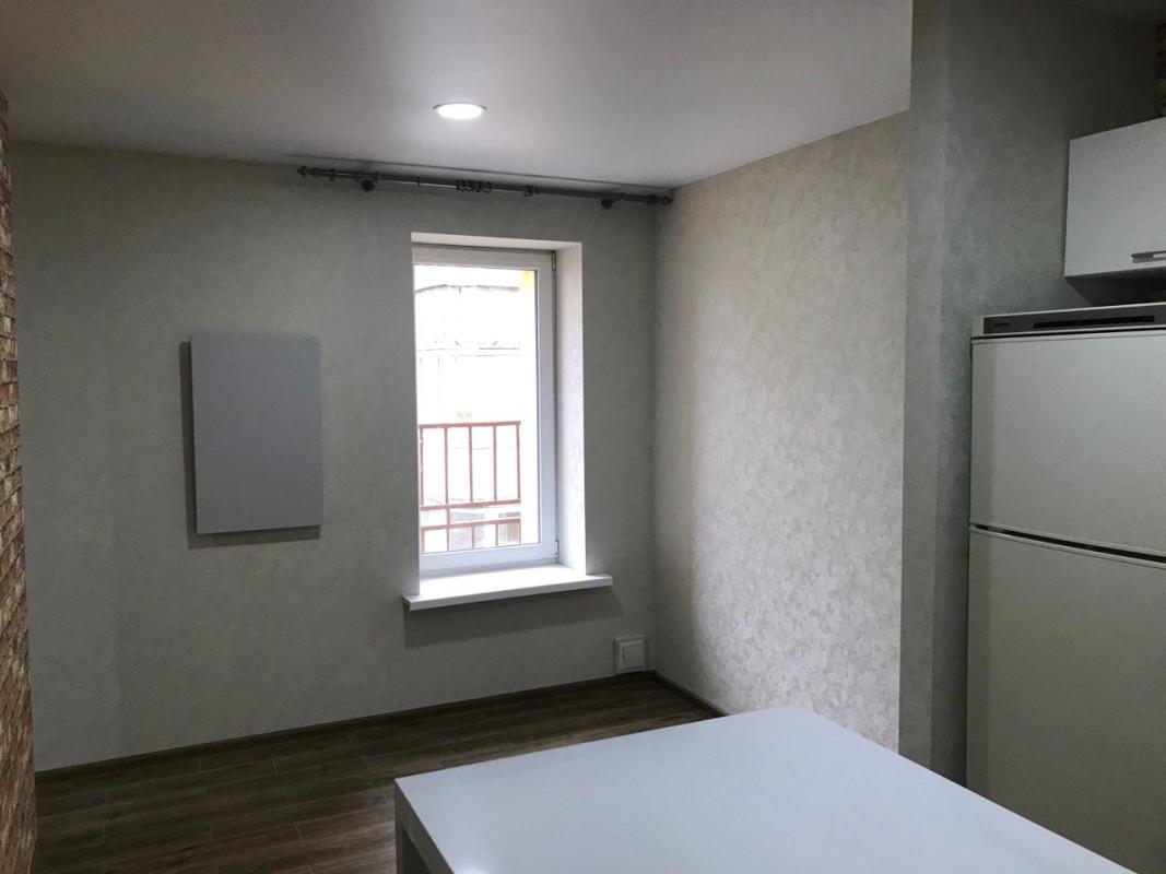 Long term rent 1 bedroom-(s) apartment Molochna Street (Kirova Street) 11