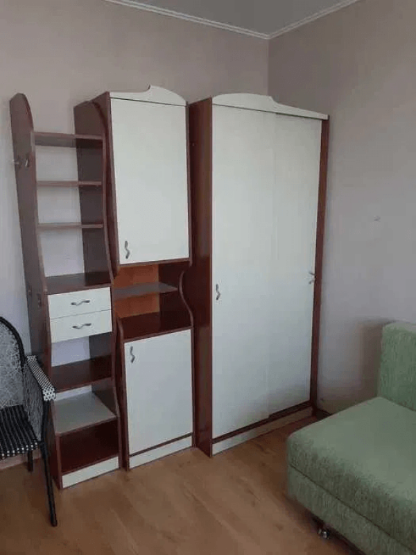 Продаж 3 кімнатної квартири 80 кв. м, Ахсарова вул. 15а