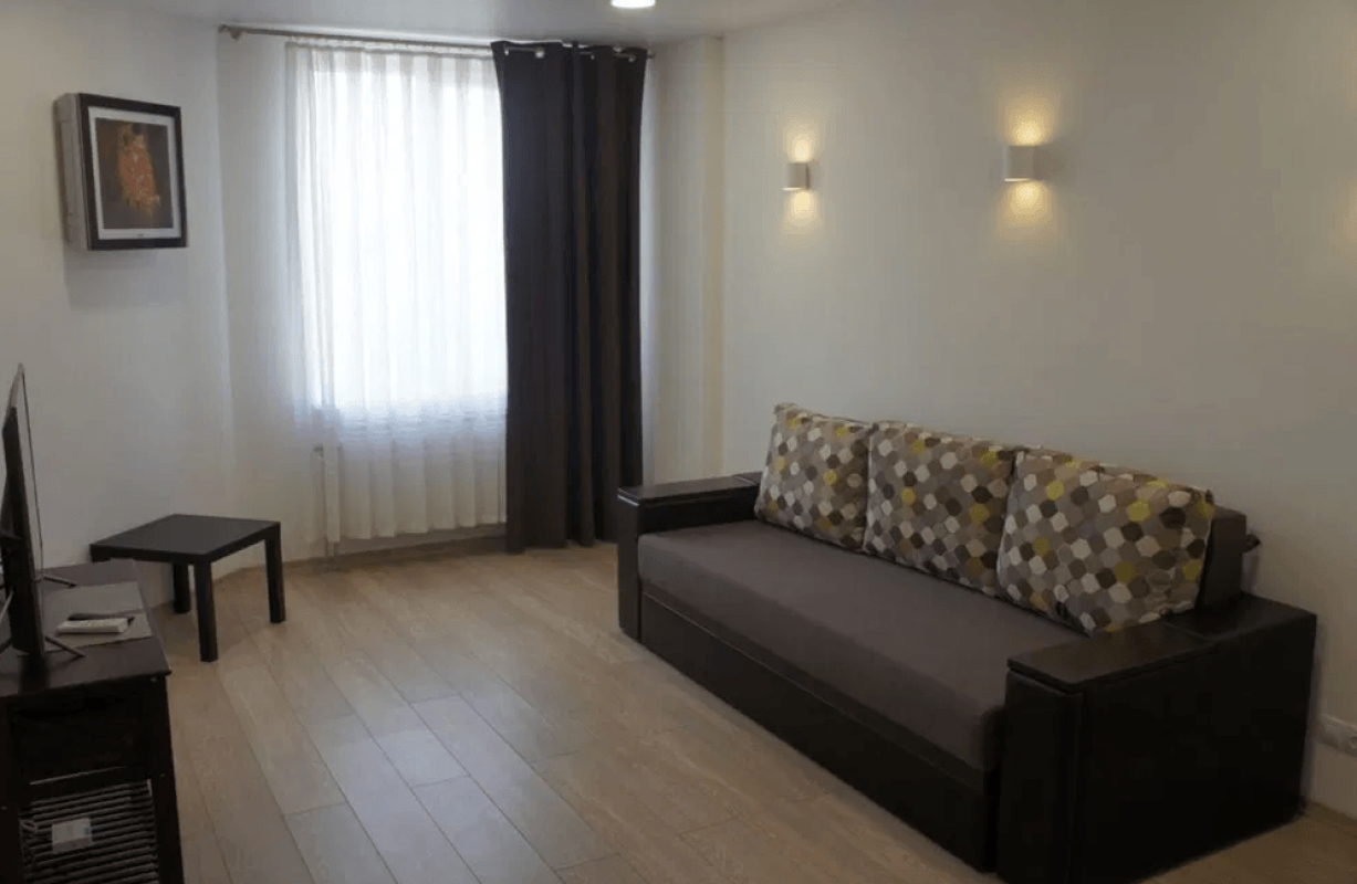 Long term rent 1 bedroom-(s) apartment Yuvileinyi avenue 67