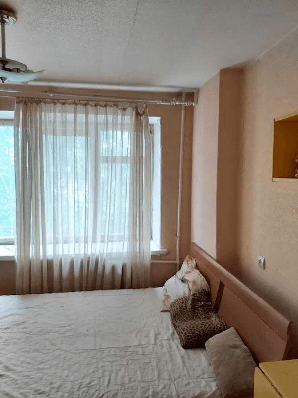 Sale 3 bedroom-(s) apartment 72 sq. m., Novhorodska Street 6