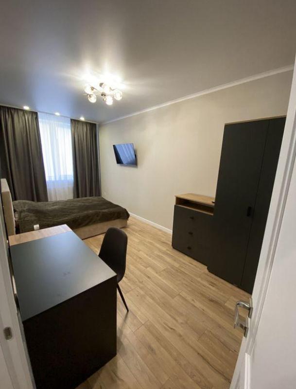 Long term rent 2 bedroom-(s) apartment Mykhailivska Street 8