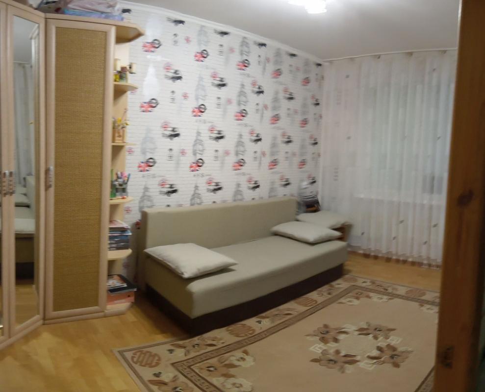 Sale 5 bedroom-(s) apartment 93 sq. m., Akhsarova Street 5