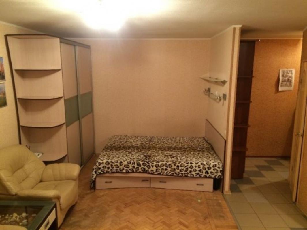 Sale 2 bedroom-(s) apartment 30 sq. m., Valentynivska street 58а