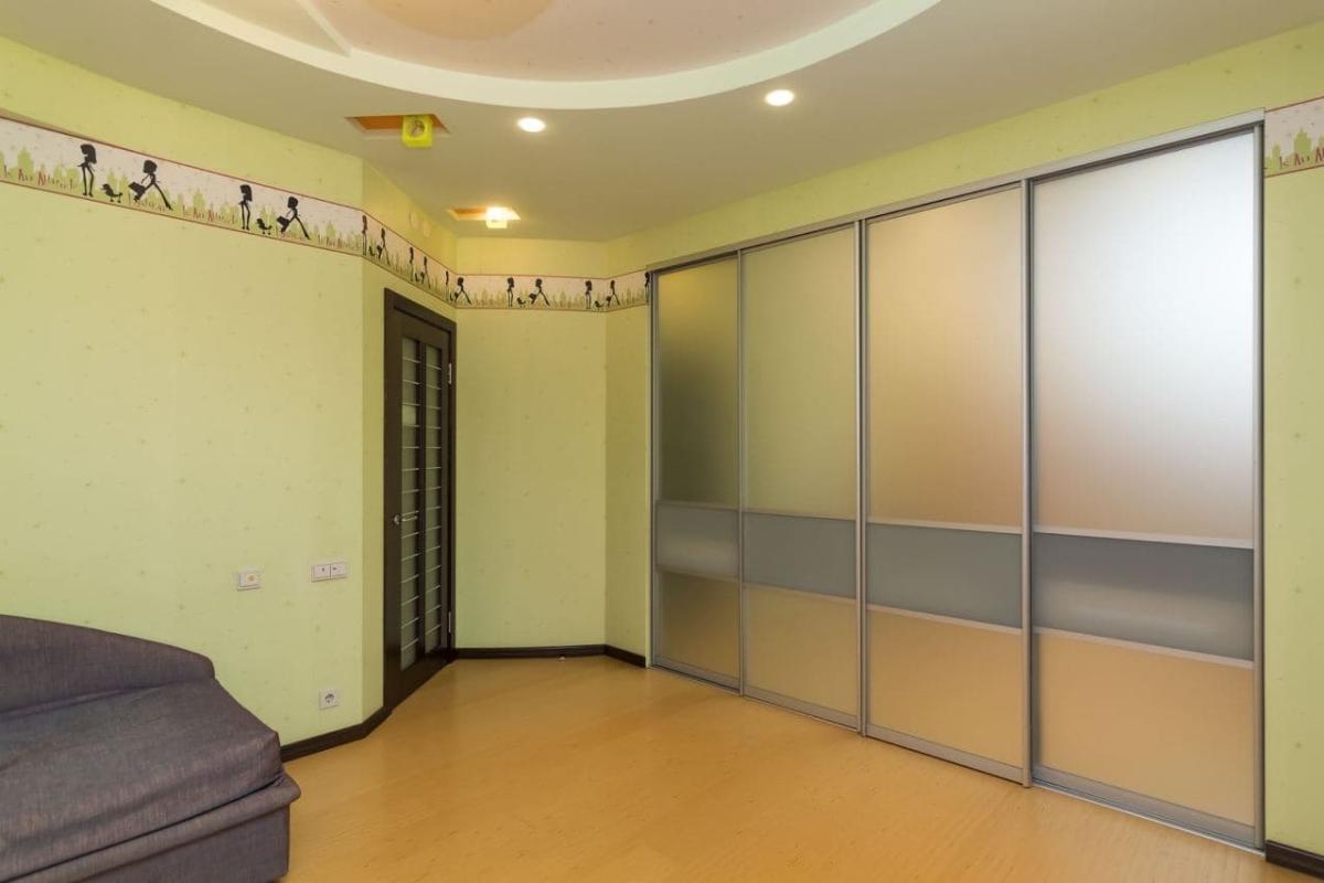 Sale 2 bedroom-(s) apartment 160 sq. m., Romen Rollana Street 15а