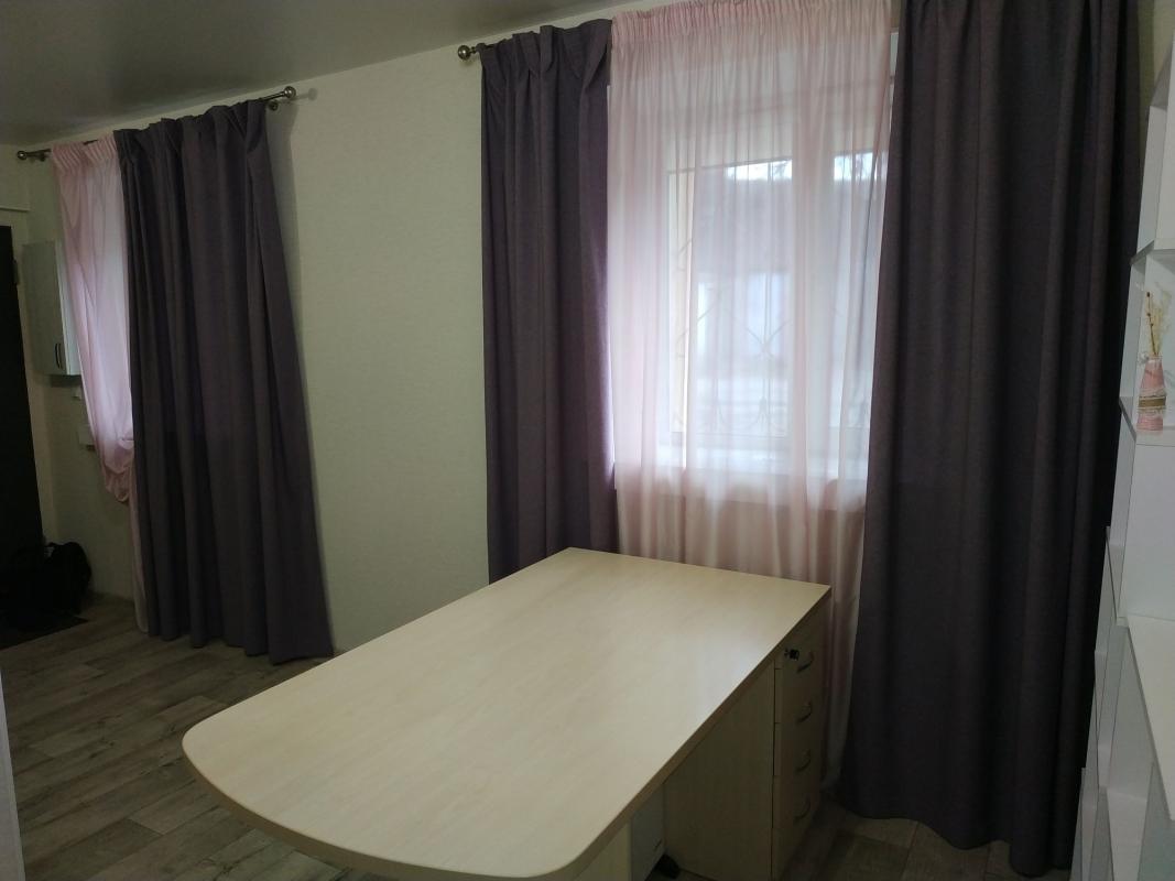 Long term rent 1 bedroom-(s) apartment Yuliia Chyhyryna Street 3