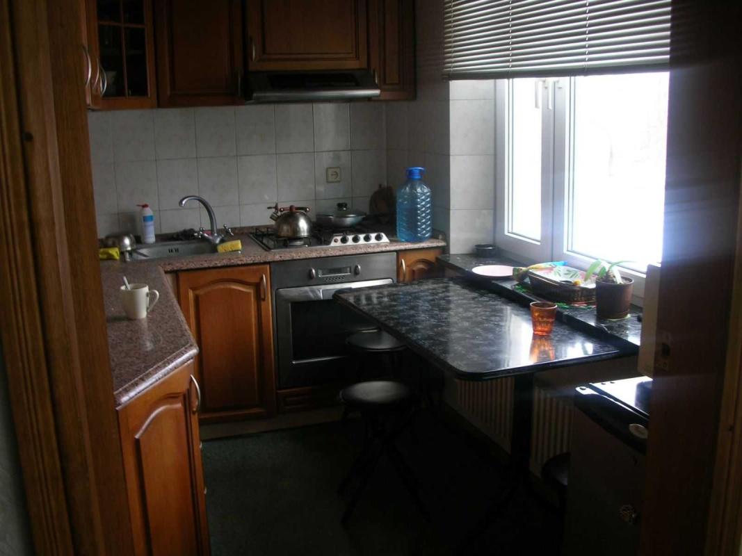 Sale 4 bedroom-(s) apartment 85 sq. m., Heroiv Kharkova Avenue (Moskovskyi Avenue) 250