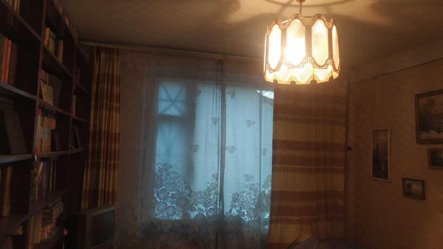 Продаж 2 кімнатної квартири 47 кв. м, Юрія Гагаріна просп. 49а