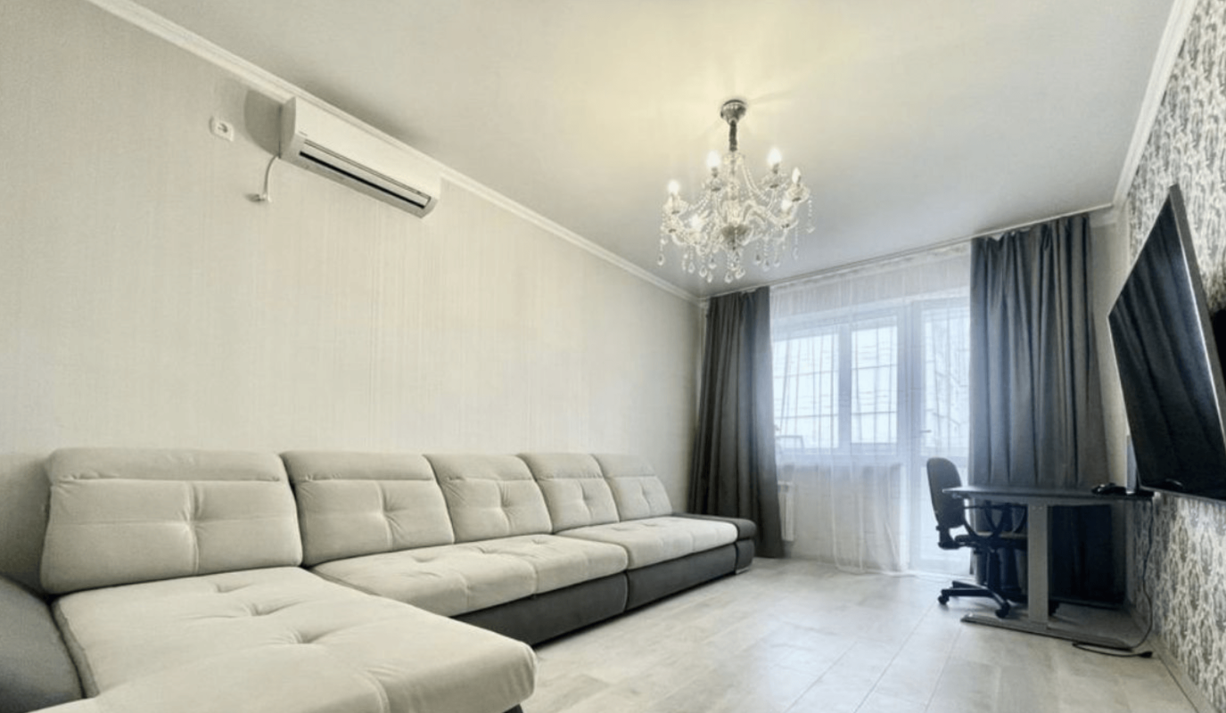 Sale 3 bedroom-(s) apartment 71 sq. m., Sadovyi Pass 20а