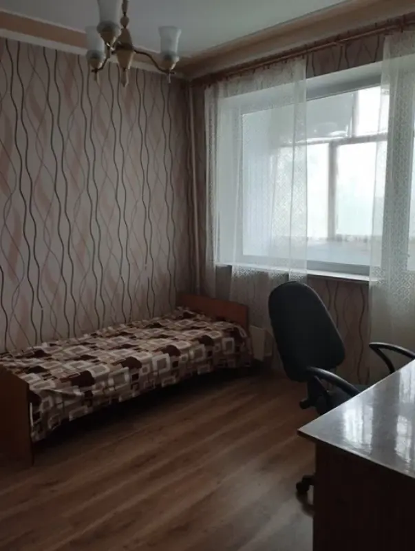 Продаж 3 кімнатної квартири 70 кв. м, Гвардійців-Широнінців вул.