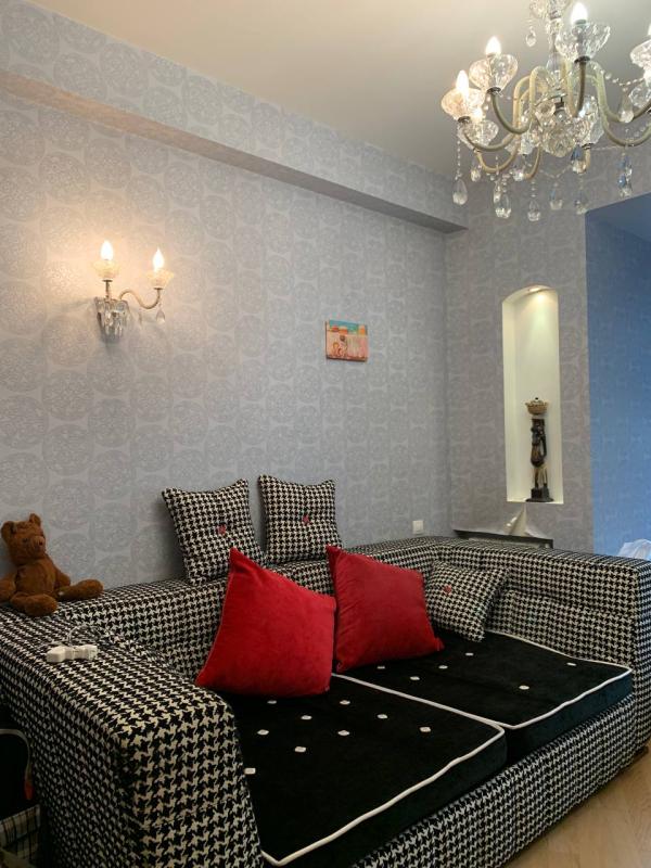Sale 3 bedroom-(s) apartment 96 sq. m., Blahovishchenska Street (Karla Marksa Street) 38