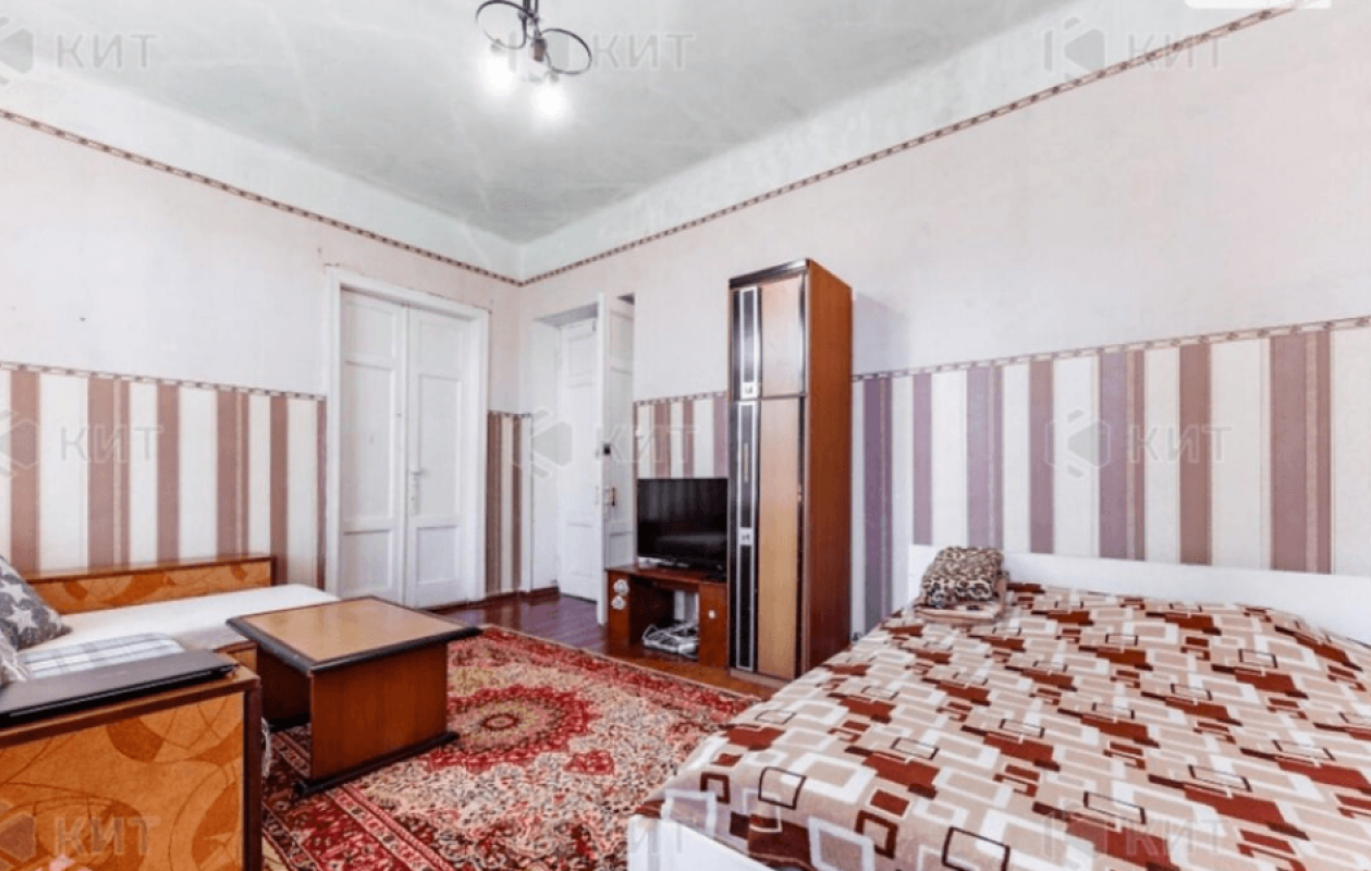 Long term rent 3 bedroom-(s) apartment Kandaurova Street 3