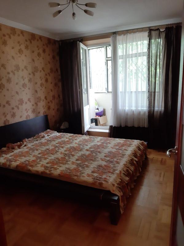 Sale 3 bedroom-(s) apartment 65 sq. m., Valentynivska street 35/81