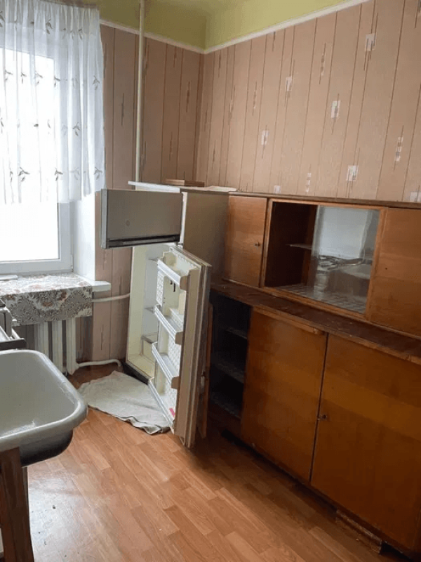 Продаж 1 кімнатної квартири 43 кв. м, Новгородська вул. 18