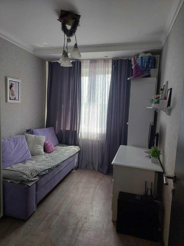 Продаж 2 кімнатної квартири 47 кв. м, Валентинівська вул. (Блюхера) 58б